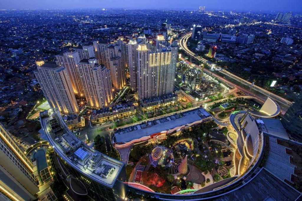โรงแรมบลู สกาย เปตามบุราน จาการ์ตา ภายนอก รูปภาพ