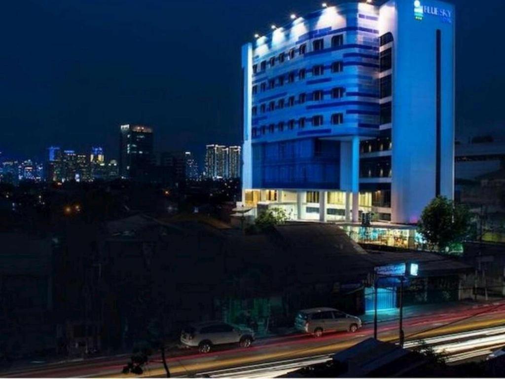 โรงแรมบลู สกาย เปตามบุราน จาการ์ตา ภายนอก รูปภาพ