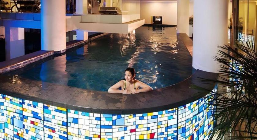 โรงแรมบลู สกาย เปตามบุราน จาการ์ตา ภายนอก รูปภาพ
