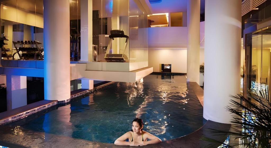 โรงแรมบลู สกาย เปตามบุราน จาการ์ตา ภายนอก รูปภาพ
